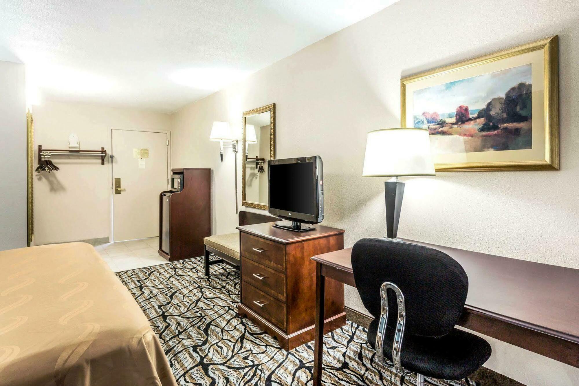 Quality Inn At The Park Fort Mill Exterior foto